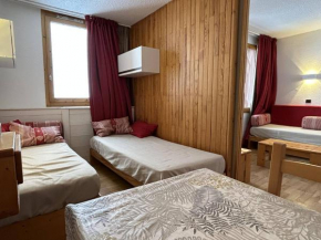 Appartement divisible, rénové, au pied des pistes avec cuisine équipée - FR-1-355-253
